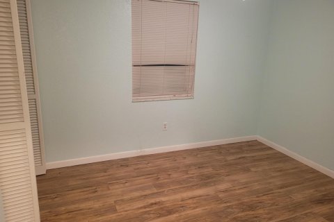 Appartement à louer à Lantana, Floride: 2 chambres, 72.93 m2 № 2280821 - photo 10