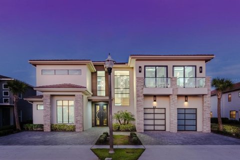 Villa ou maison à Four Corners, Floride 9 chambres, 757.25 m2 № 2114647
