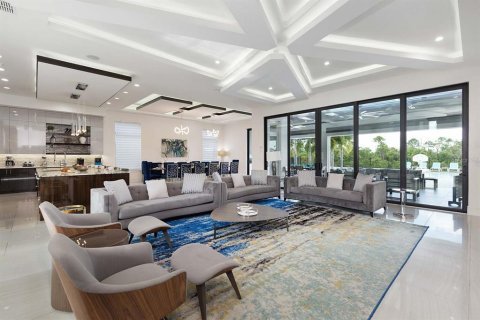 Casa en venta en Four Corners, Florida, 9 dormitorios, 757.25 m2 № 2114647 - foto 5