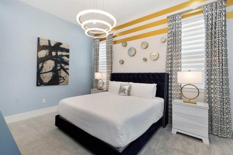 Casa en venta en Four Corners, Florida, 9 dormitorios, 757.25 m2 № 2114647 - foto 20