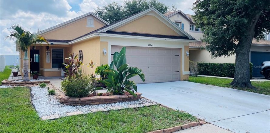 House in Riverview, Florida 3 bedrooms, 112.32 sq.m. № 1876655