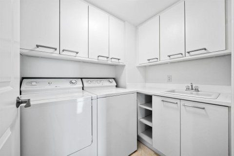 Condominio en venta en Fort Lauderdale, Florida, 2 dormitorios, 151.43 m2 № 2174243 - foto 26