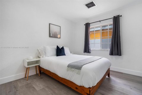 Купить коммерческую недвижимость в Майами, Флорида 267.37м2, № 1971314 - фото 15