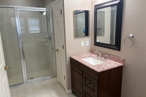 Touwnhouse à louer à Tampa, Floride: 3 chambres, 218.13 m2 № 2396538 - photo 12