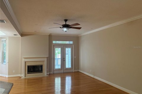 Touwnhouse à louer à Tampa, Floride: 3 chambres, 218.13 m2 № 2396538 - photo 4