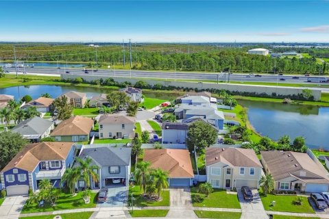 Villa ou maison à louer à Orlando, Floride: 3 chambres, 156.45 m2 № 2425350 - photo 3