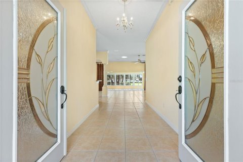 Casa en venta en The Villages, Florida, 3 dormitorios, 199.28 m2 № 2387590 - foto 5