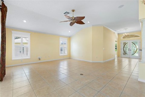 Casa en venta en The Villages, Florida, 3 dormitorios, 199.28 m2 № 2387590 - foto 12