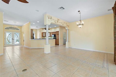 Casa en venta en The Villages, Florida, 3 dormitorios, 199.28 m2 № 2387590 - foto 16