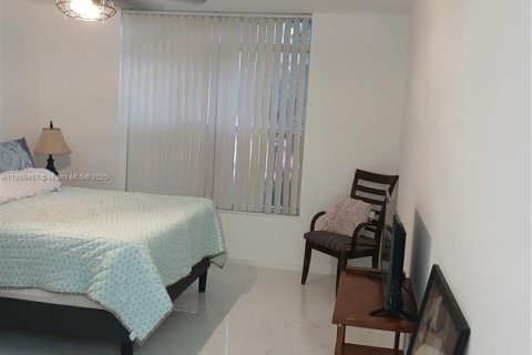 Copropriété à vendre à Lauderhill, Floride: 2 chambres, 117.06 m2 № 2036357 - photo 9