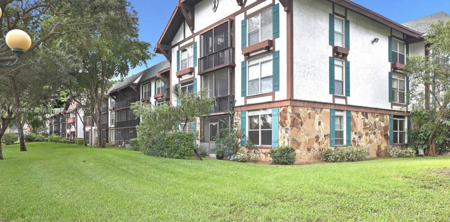 Condo à Lauderhill, Floride, 2 chambres  № 2036357