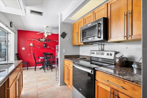 House in Port Charlotte, Florida 2 bedrooms, 93.74 sq.m. № 1827130 - photo 12