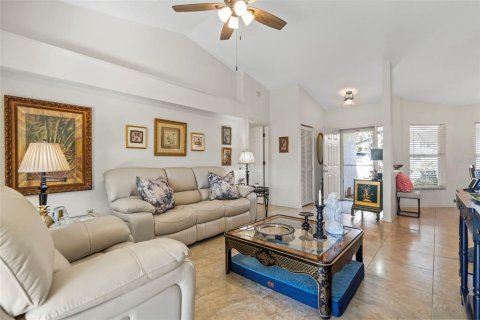 House in Venice, Florida 3 bedrooms, 174.01 sq.m. № 1515030 - photo 6