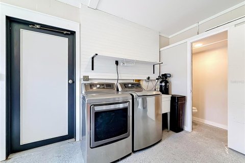 Купить виллу или дом в Семинол, Флорида 3 комнаты, 142.98м2, № 2149740 - фото 30