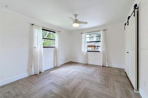 Купить виллу или дом в Семинол, Флорида 3 комнаты, 142.98м2, № 2149740 - фото 24