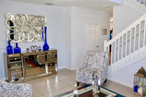 Casa en alquiler en Homestead, Florida, 4 dormitorios, 258.27 m2 № 2012117 - foto 3