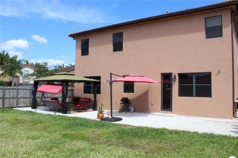 Casa en alquiler en Homestead, Florida, 4 dormitorios, 258.27 m2 № 2012117 - foto 26