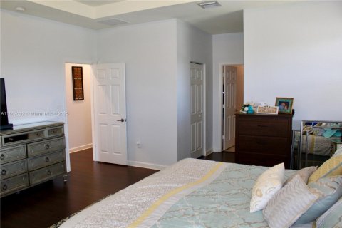 Casa en alquiler en Homestead, Florida, 4 dormitorios, 258.27 m2 № 2012117 - foto 22