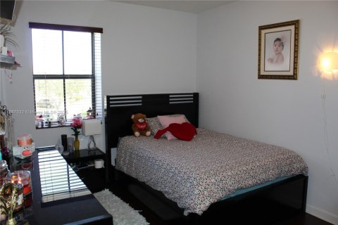 Casa en alquiler en Homestead, Florida, 4 dormitorios, 258.27 m2 № 2012117 - foto 14