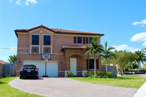 Casa en Homestead, Florida 4 dormitorios, 258.27 m2 № 2012117