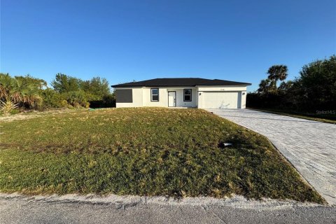 Casa en venta en Port Charlotte, Florida, 4 dormitorios, 149.2 m2 № 1904223 - foto 8