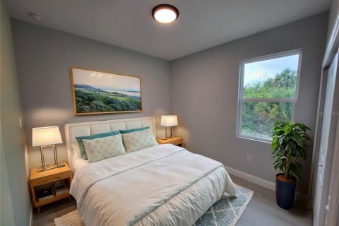 Casa en venta en Port Charlotte, Florida, 4 dormitorios, 149.2 m2 № 1904223 - foto 16