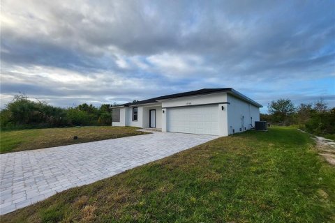 Casa en venta en Port Charlotte, Florida, 4 dormitorios, 149.2 m2 № 1904223 - foto 30