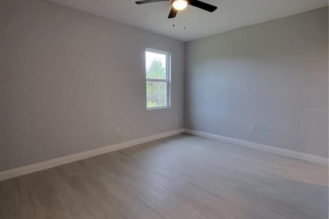 Casa en venta en Port Charlotte, Florida, 4 dormitorios, 149.2 m2 № 1904223 - foto 23