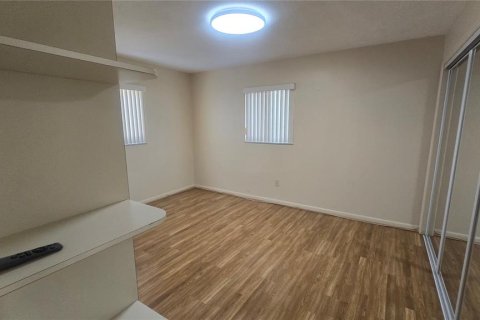 Купить виллу или дом в Семинол, Флорида 3 комнаты, 185.25м2, № 2429262 - фото 23