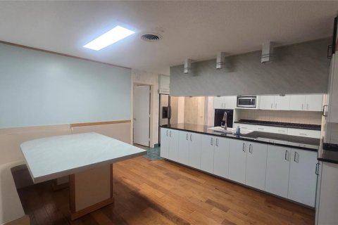 Купить виллу или дом в Семинол, Флорида 3 комнаты, 185.25м2, № 2429262 - фото 13