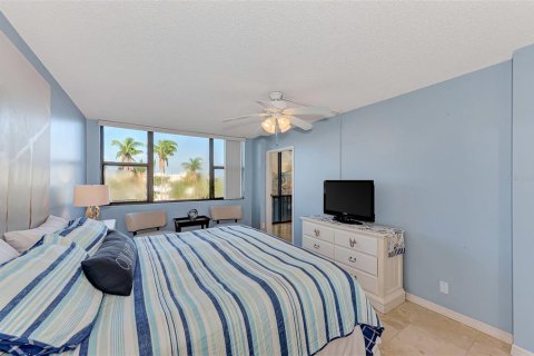 Condo in Sarasota, Florida, 2 bedrooms  № 707094 - photo 30