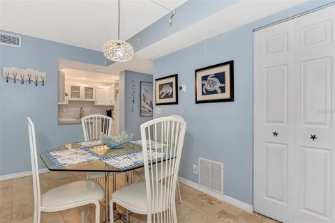 Condo in Sarasota, Florida, 2 bedrooms  № 707094 - photo 20