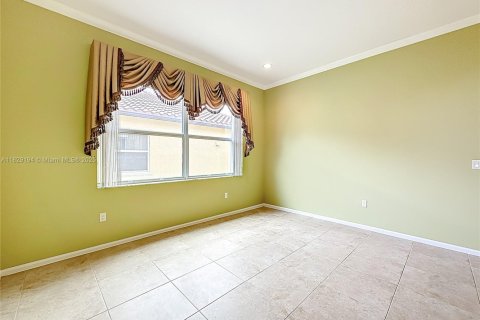 House in Royal Palm Beach, Florida 4 bedrooms, 269.42 sq.m. № 1800794 - photo 21