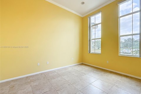 House in Royal Palm Beach, Florida 4 bedrooms, 269.42 sq.m. № 1800794 - photo 11