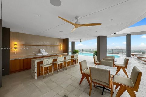 Condominio en alquiler en Miami, Florida, 1 dormitorio, 57.04 m2 № 2004216 - foto 14