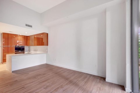 Condominio en alquiler en Miami, Florida, 1 dormitorio, 57.04 m2 № 2004216 - foto 19