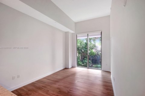Condominio en alquiler en Miami, Florida, 1 dormitorio, 57.04 m2 № 2004216 - foto 21