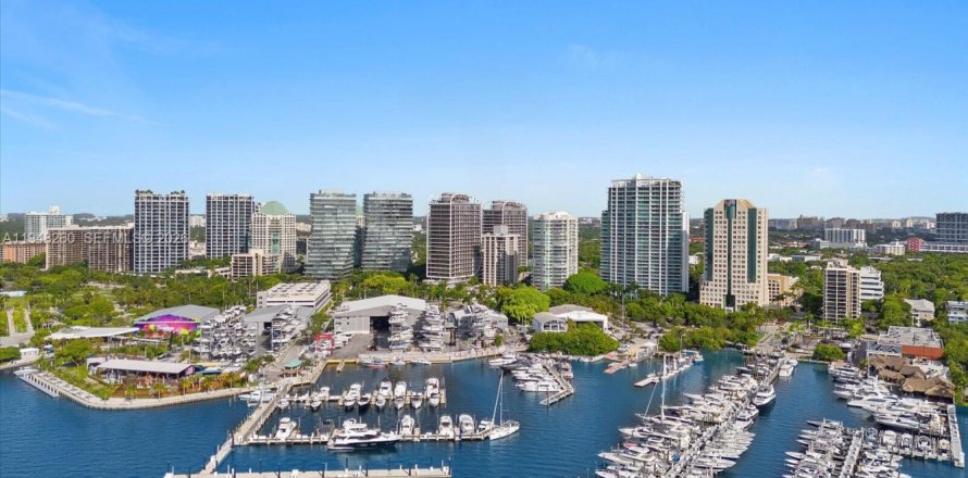 Condominio en Miami, Florida, 1 dormitorio № 2004216