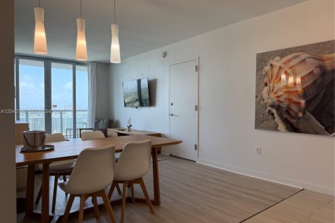 Condo in Hallandale Beach, Florida, 2 bedrooms  № 2088112 - photo 8