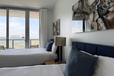 Condo in Hallandale Beach, Florida, 2 bedrooms  № 2088112 - photo 29