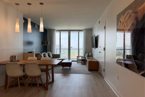 Condo in Hallandale Beach, Florida, 2 bedrooms  № 2088112 - photo 6