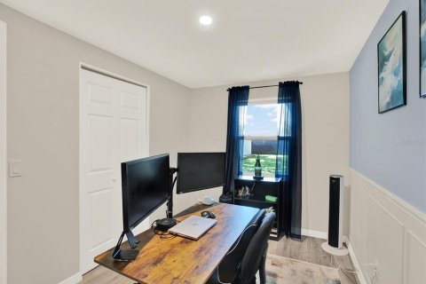House in Tampa, Florida 4 bedrooms, 130.06 sq.m. № 1876208 - photo 19