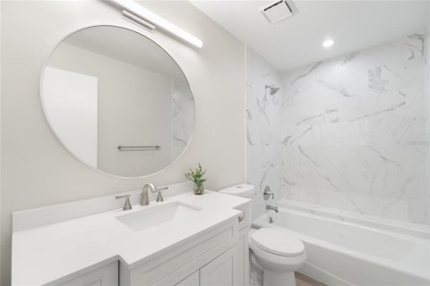 Villa ou maison à louer à Sarasota, Floride: 2 chambres, 148.74 m2 № 1869024 - photo 22