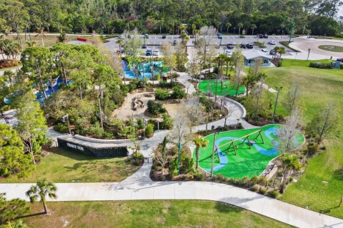 House in Port St. Lucie, Florida 4 bedrooms, 158.86 sq.m. № 2186768 - photo 10