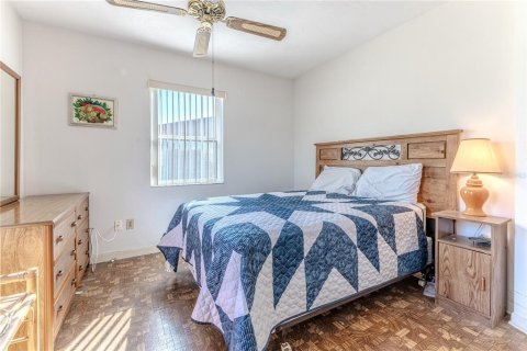 Villa ou maison à vendre à Spring Hill, Floride: 2 chambres, 82.13 m2 № 2142577 - photo 21