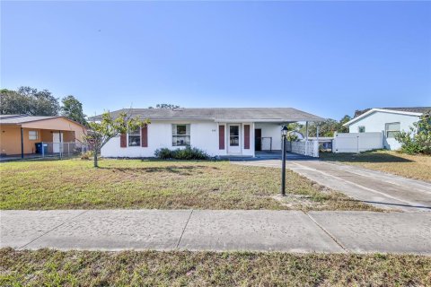 Villa ou maison à vendre à Spring Hill, Floride: 2 chambres, 82.13 m2 № 2142577 - photo 5