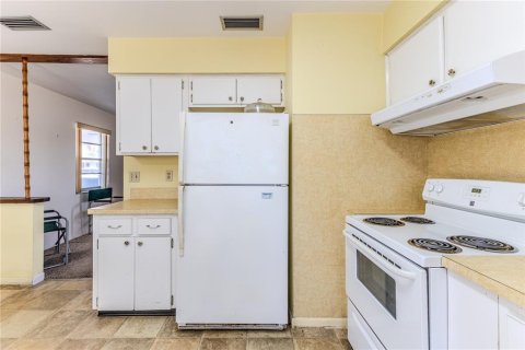 Villa ou maison à vendre à Spring Hill, Floride: 2 chambres, 82.13 m2 № 2142577 - photo 11