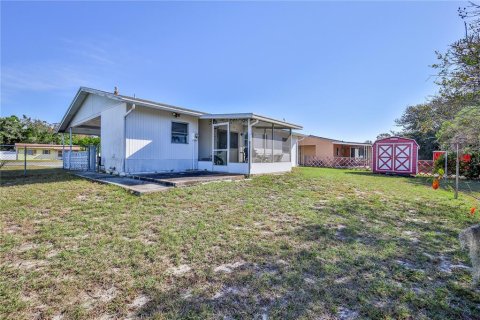 Villa ou maison à vendre à Spring Hill, Floride: 2 chambres, 82.13 m2 № 2142577 - photo 30