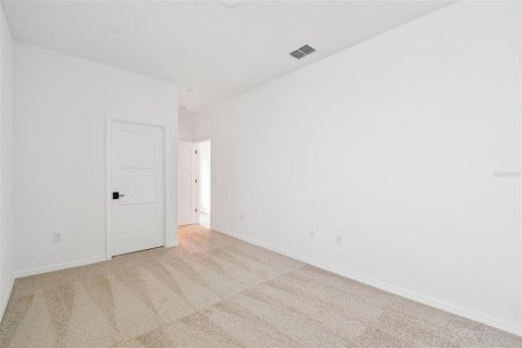 Casa en venta en Tampa, Florida, 5 dormitorios, 448.72 m2 № 1827211 - foto 19