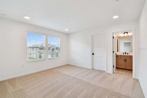 Casa en venta en Tampa, Florida, 5 dormitorios, 448.72 m2 № 1827211 - foto 25